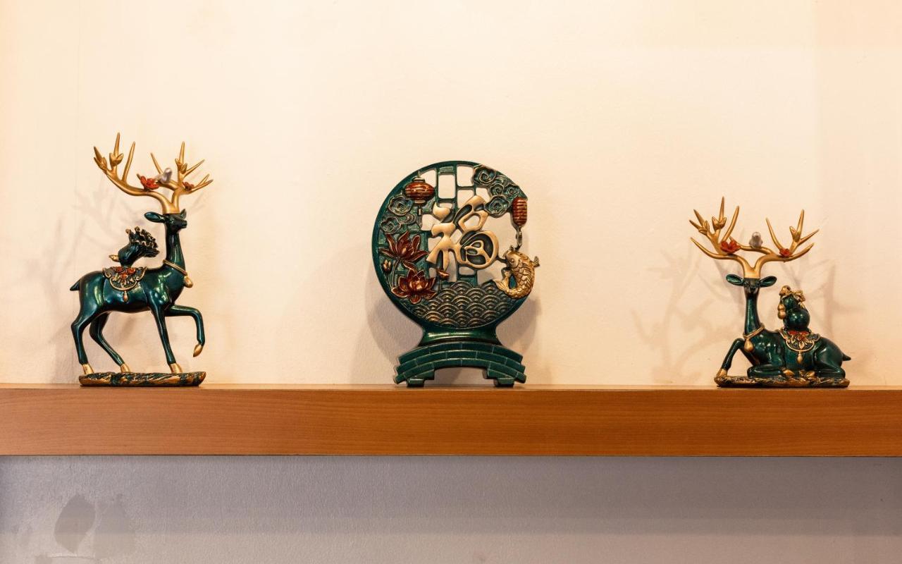 Marco Polo Phuket Poshtel & Bistro Vandrehjem Eksteriør billede